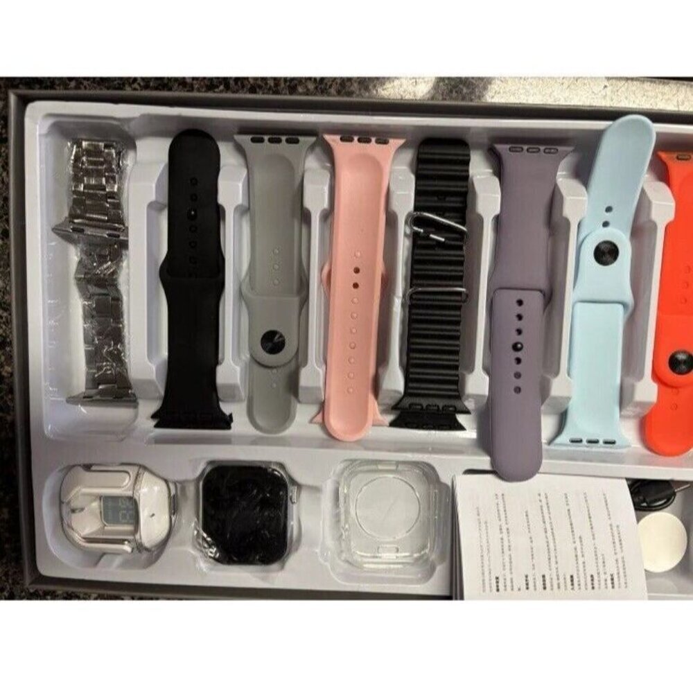 Smart Watch D300, Multiple Color Bands And Earbuds - RV:$199
